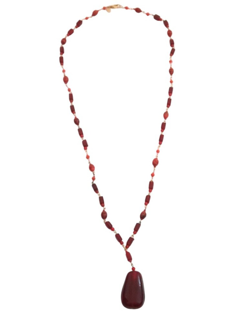 WORTHINGTON red glass bead pendant necklace